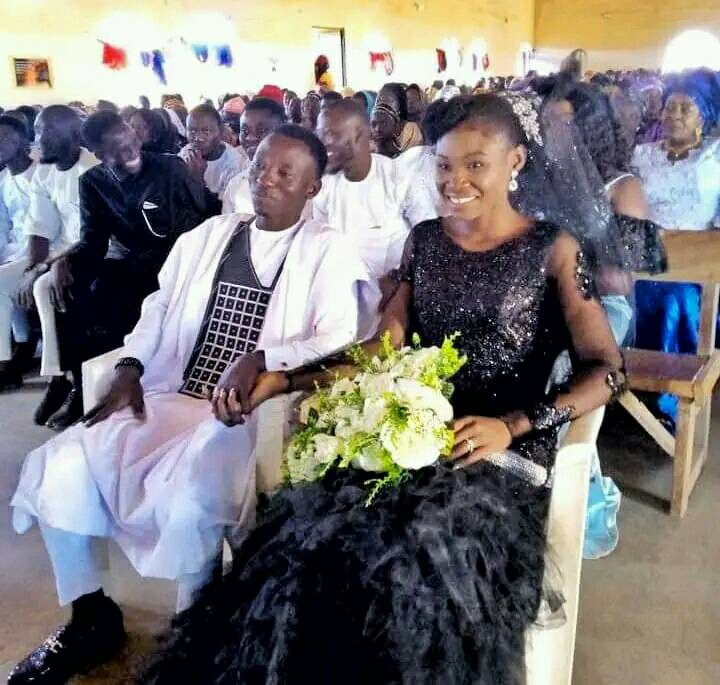 1670689026 205 Viral Photos Of Nigerian Bride Who Rocked A Black Dress