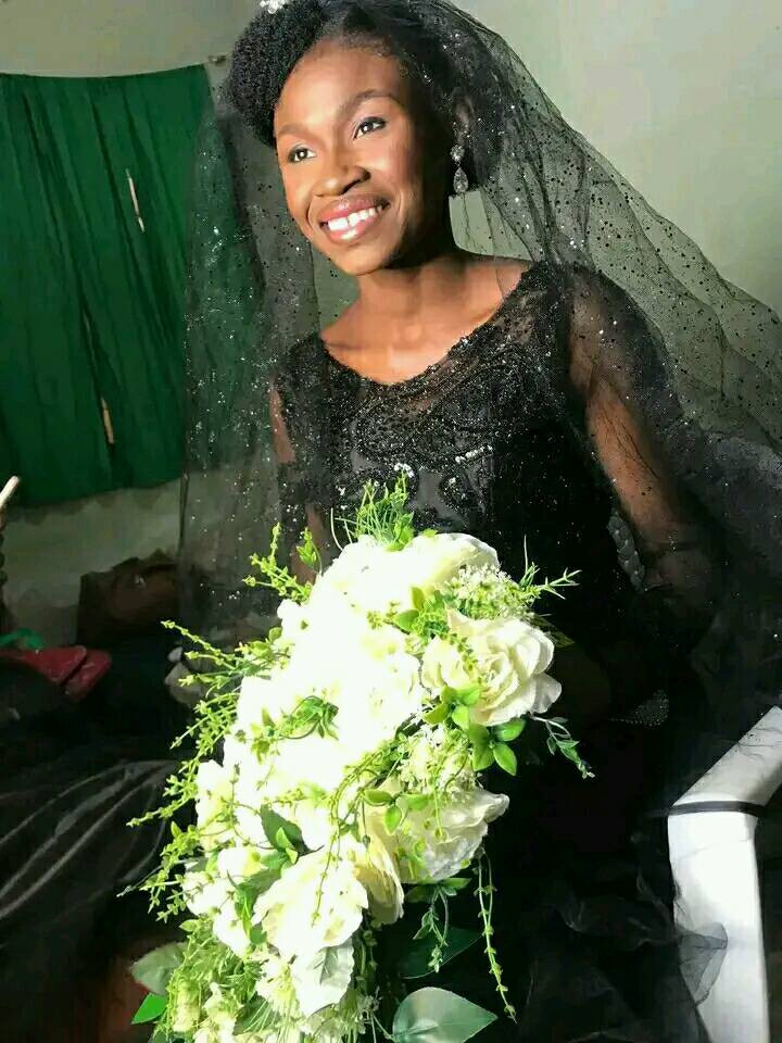 1670689027 902 Viral Photos Of Nigerian Bride Who Rocked A Black Dress